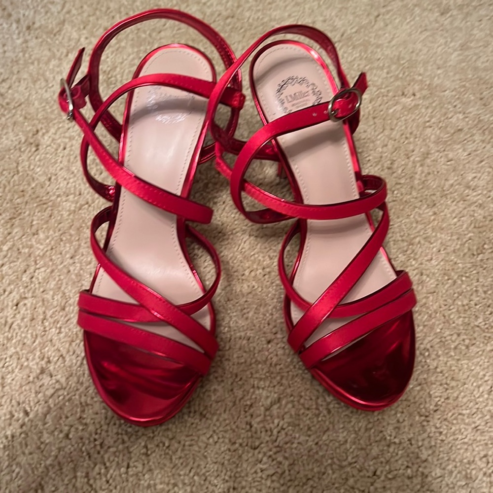 Brand new six 8.5 heels red satin and metallic
